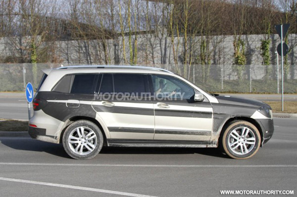 Mercedes GL-Class покажут в Нью-Йорке