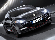 Названы российские цены на Renault Megane RS