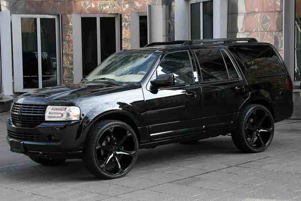 Lincoln Navigator Hyper Gloss от Anderson Germany