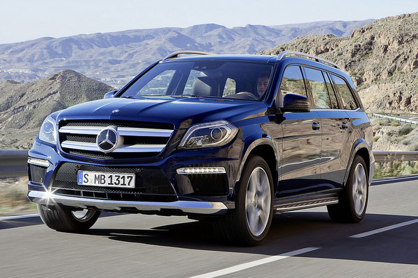 В сеть просочились фото Mercedes GL-Class 2013