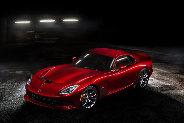 2013 SRT Viper представлен в Нью-Йорке