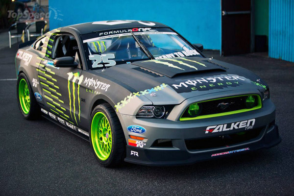 Ford Mustang RTR 2013 - болид для Formula Drift 