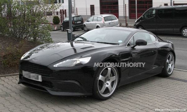 Новые фотографии Aston Martin DB9 2013