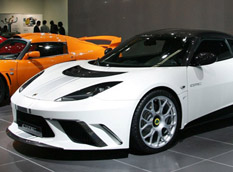 Lotus привез в Пекин новую версию Evora GTE