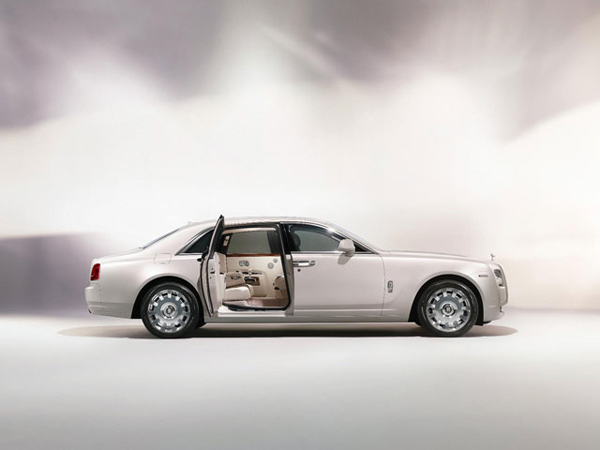 Rolls-Royce представил концепт Ghost Six Senses
