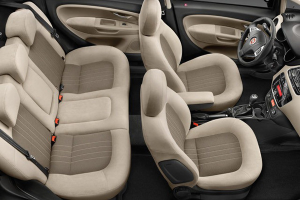 Fiat презентовал обновленный седан Linea 2013 