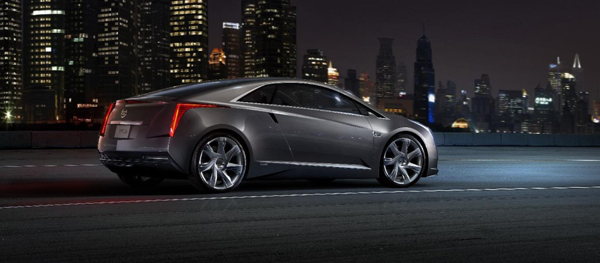 Cadillac ELR 2014 пойдет в серию через 18 месяцев