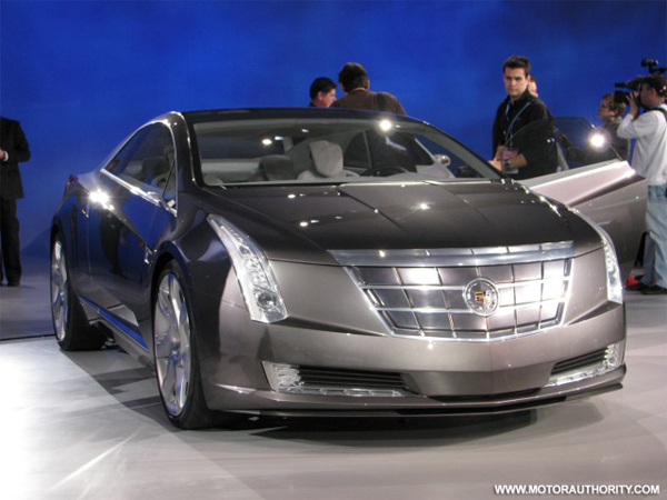 Cadillac ELR 2014 пойдет в серию через 18 месяцев