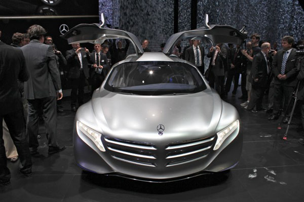 Mercedes-Benz выпустит две модели на водороде