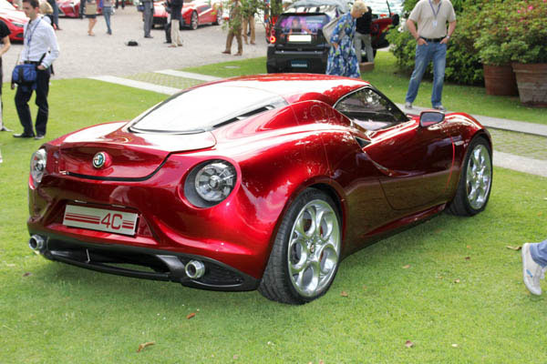 Alfa Romeo 4C - лучший концепт Concorso d'Elegance  