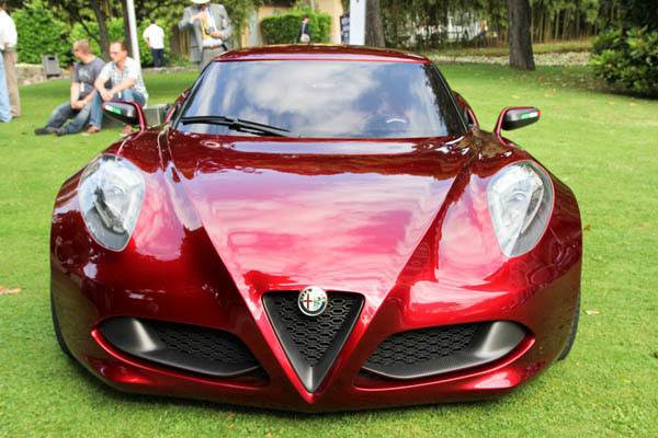 Alfa Romeo 4C - лучший концепт Concorso d'Elegance  
