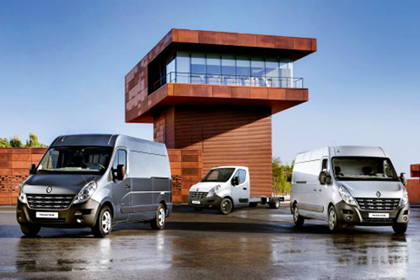Renault обновил двигатели и опции фургона Master