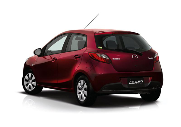 Mazda представила Demio 13C-V Smart Edition II