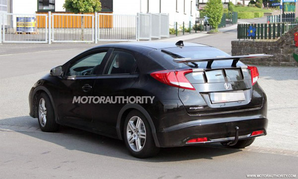 Появились шпионские фото Honda Civic Type R 2013