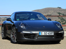Новые данные о 2013 Porsche 911 Carrera 4 и 4S