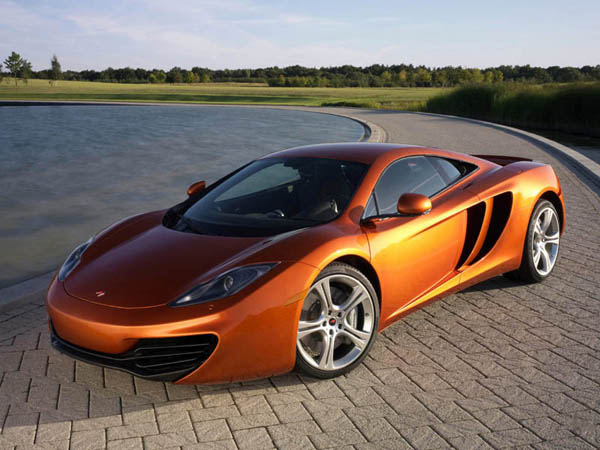 McLaren MP4-12C 2013 подорожал на 10 400 $