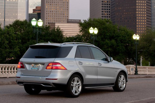 Mercedes-Benz ML 500 4MATIC BlueEFFICIENCY 2013