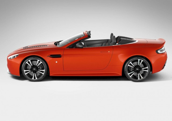 Анонсирован Aston Martin V12 Vantage Roadster