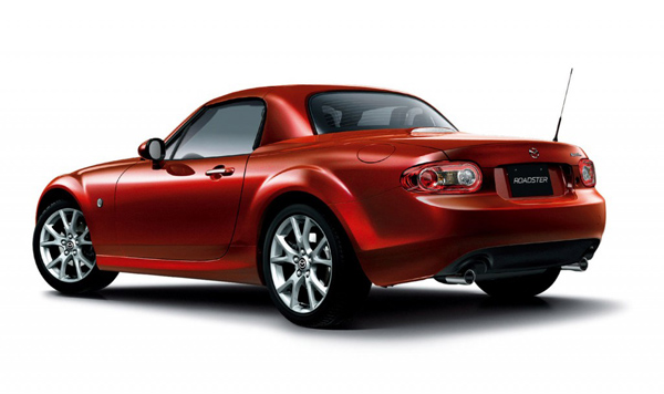 Mazda рассекретила японскую версию MX-5 2013