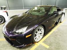 Появились фотографии Lexus LFA Black Amethyst