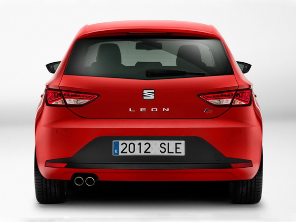 SEAT официально представил Leon 2013