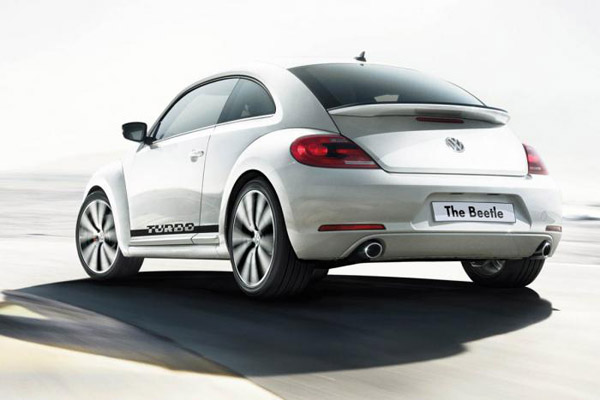 Volkswagen обновил двигатели для Beetle 2013