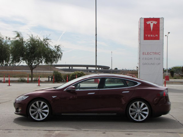 Tesla увеличит производство Model S до 30 000 в год