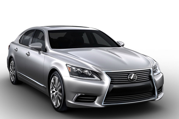 Появились официальные фотографии Lexus LS 2013