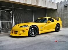 Dodge Viper Venom 650R на дисках от HRE Wheels