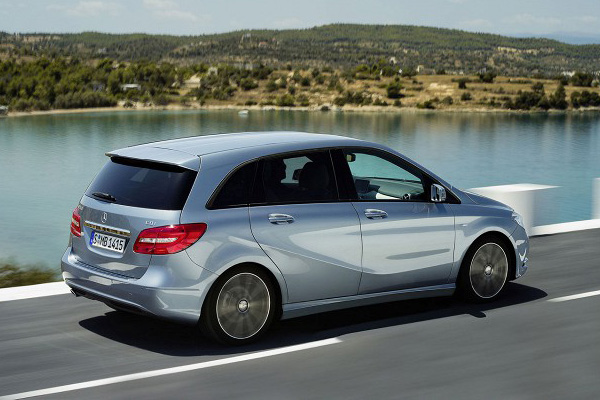 В 2013 году Mercedes B-Class сделают семиместным