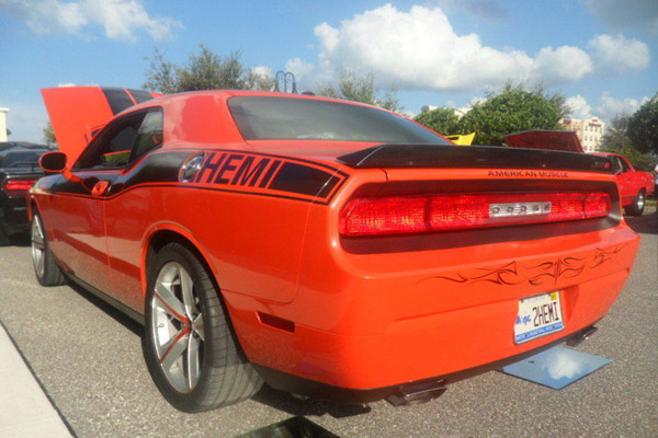 800-сильный Dodge Challenger SRT8 Twin-Turbo