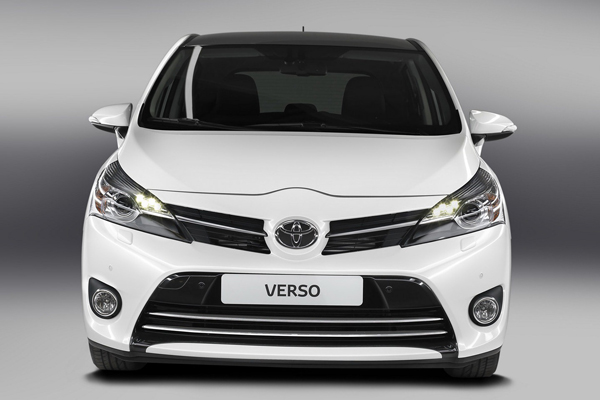 В Париже представят обновленную Toyota Verso 2013