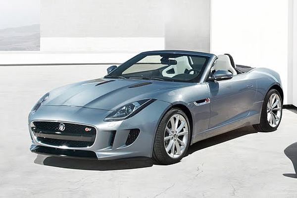 Jaguar опубликовал новые фото родстера F-Type