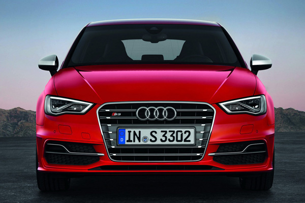 Audi полностью рассекретила новый хот-хэтч S3