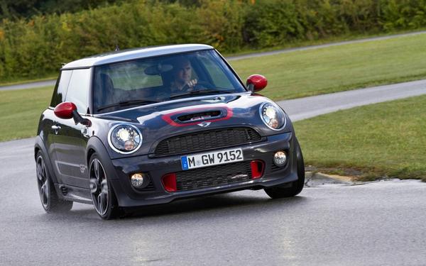 Mini объявил цены на John Cooper Works GP 2013