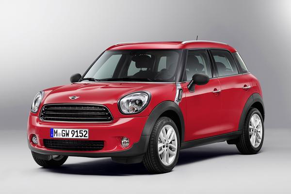 MINI рассказал об обновлениях в Countryman 2013