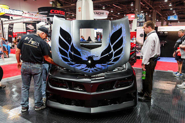 На SEMA показали спорткар Blackbird от Trans Am 