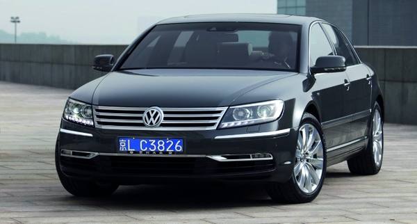 Volkswagen подготовил пакет «Premium» для Phaeton