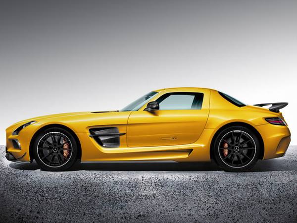 Mercedes-Benz рассекретил SLS AMG Black Series