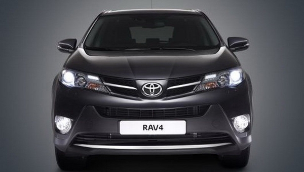 Первые фото обновленного Toyota RAV4 2013