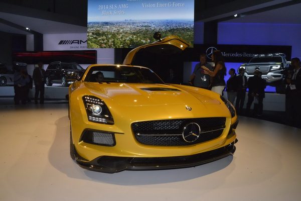 Mercedes-Benz представил SLS AMG Black Series