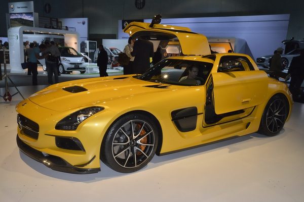 Mercedes-Benz представил SLS AMG Black Series