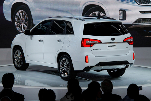 В Лос-Анджелесе дебютировал Kia Sorento 2014