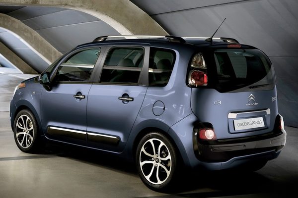 Citroen представил расценки на C3 Picasso 2013