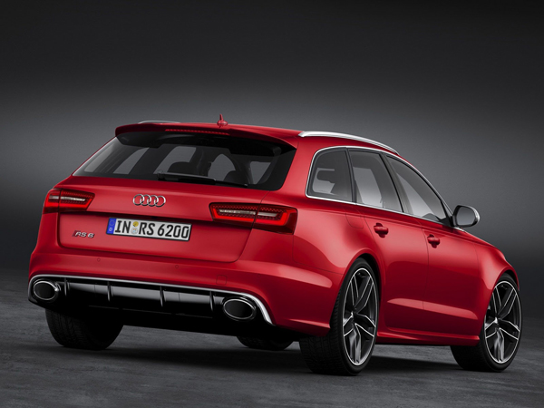 В сети появились первые снимки Audi RS6 Avant 2014