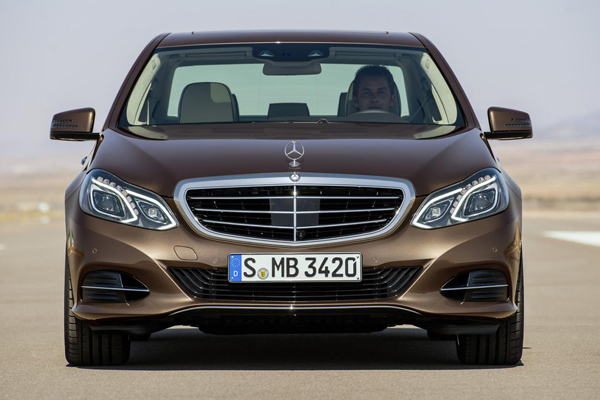 Mercedes-Benz полностью рассекретил E-Class 2014