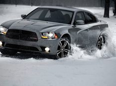 Dodge начал продажу полноприводных Charger 2013