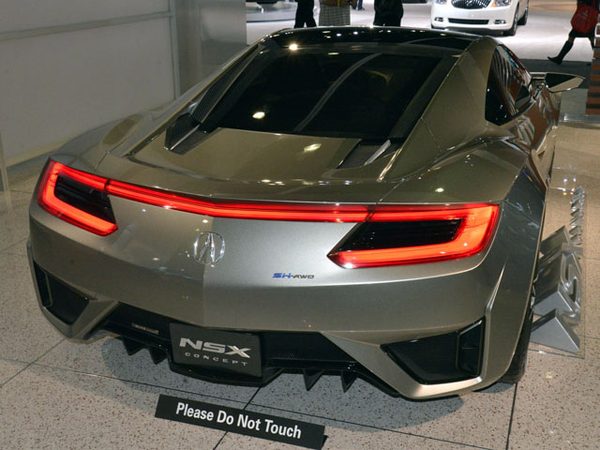 Новые данные о будущем супер-каре Acura NSX