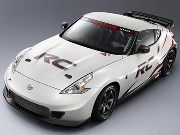 Nissan представил гоночный Nismo 370Z