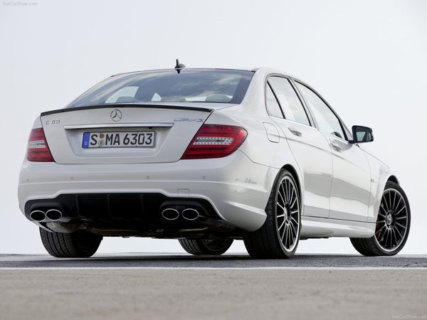 Mercedes-Benz C-Class AMG получит 4,0-литровый V8